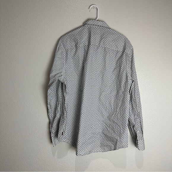 Perry Ellis Button Up Shirt Size XL - Picture 5 of 8
